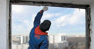 Демонтаж остекления балкона в Кимрах - цена от 576 руб. - Сварной-Кмы